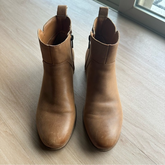 Lucky Brand Prenma Genuine Leather Almond Toe Ankle Zip Boots Tan Cognac - Picture 3 of 6